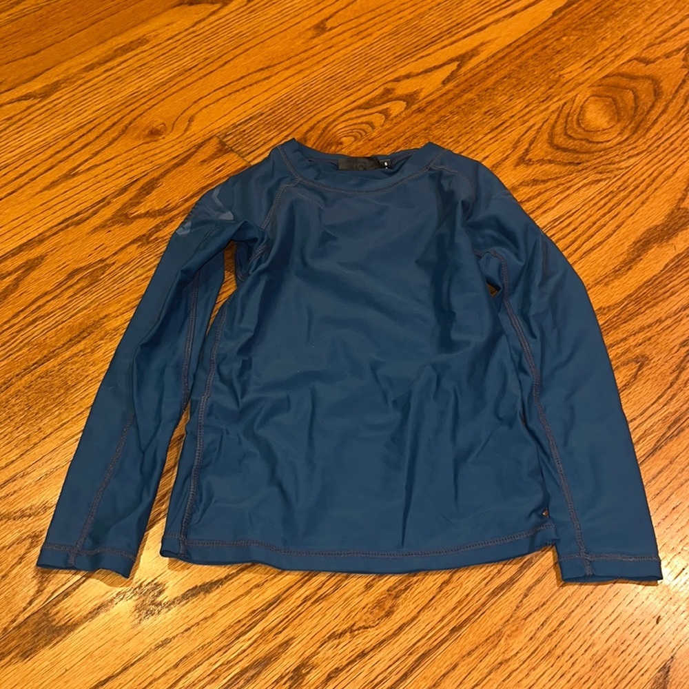 Molo Girl’s Swim Shirt Size 5/6